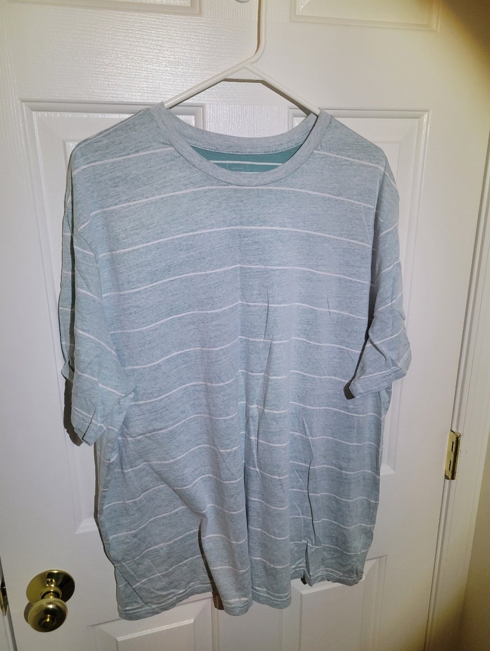 Men's Short Sleeve Striped Teal Crew Neck Tee